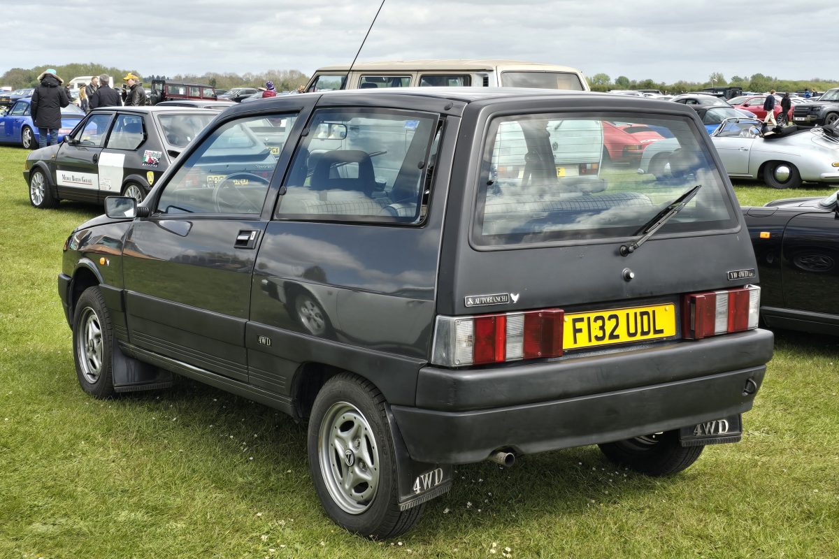 Lancia Y10