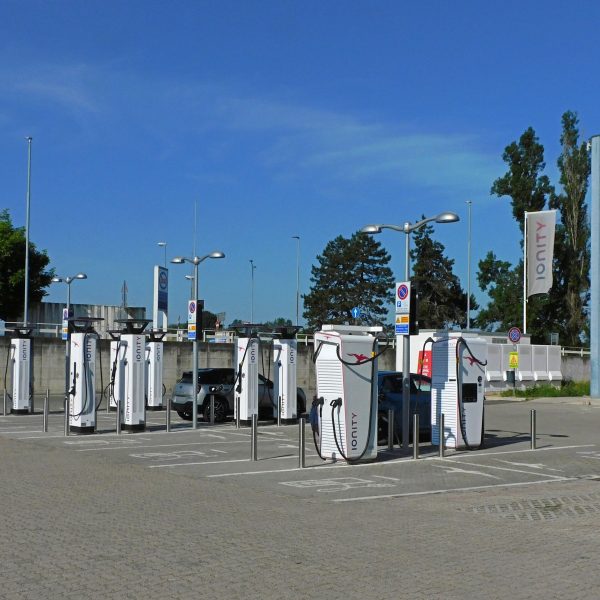 Station de recharge rapide Ionity à Bologne, en Italie